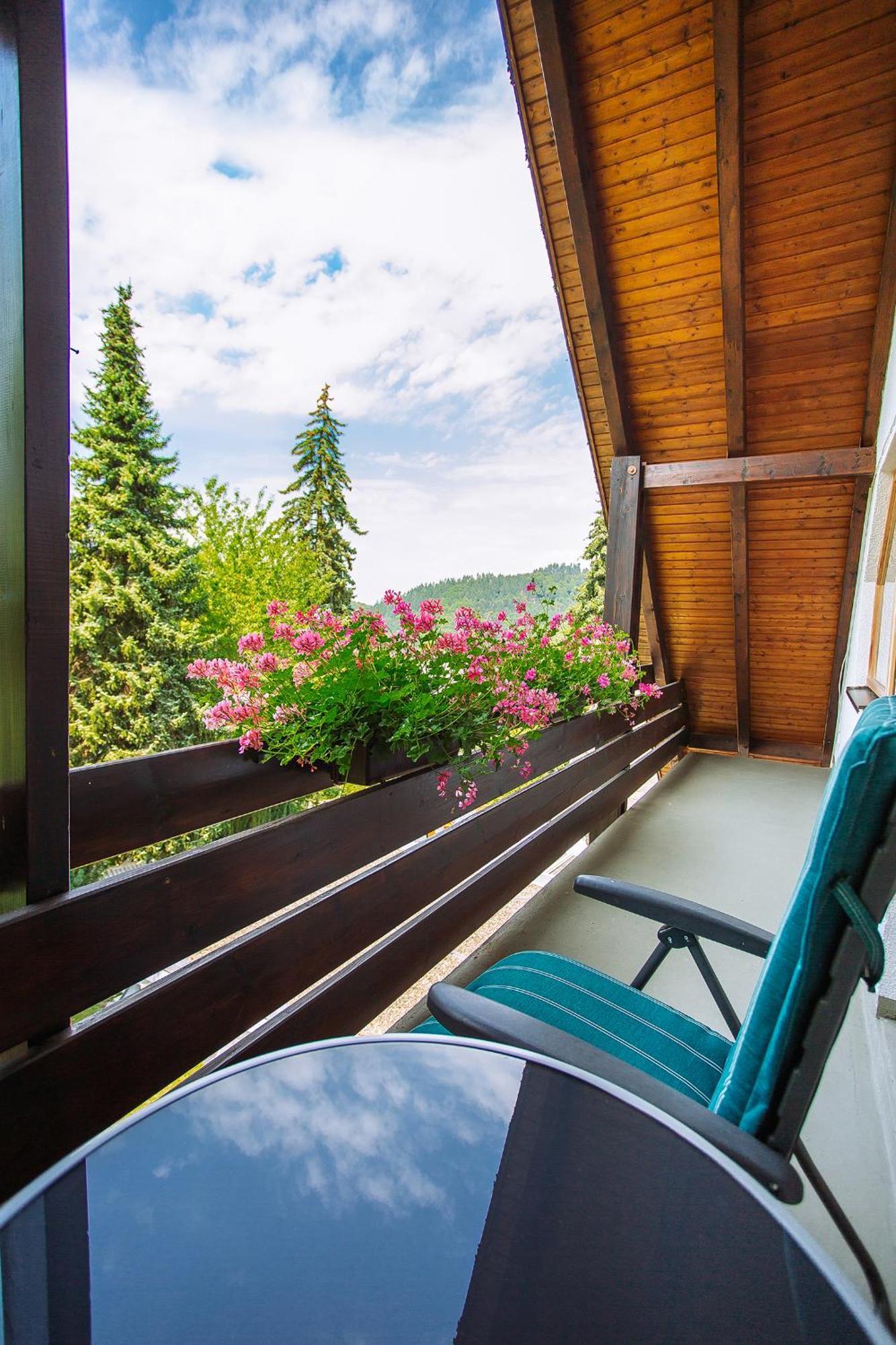 Apartment Am Tannenweg Badenweiler Exteriör bild